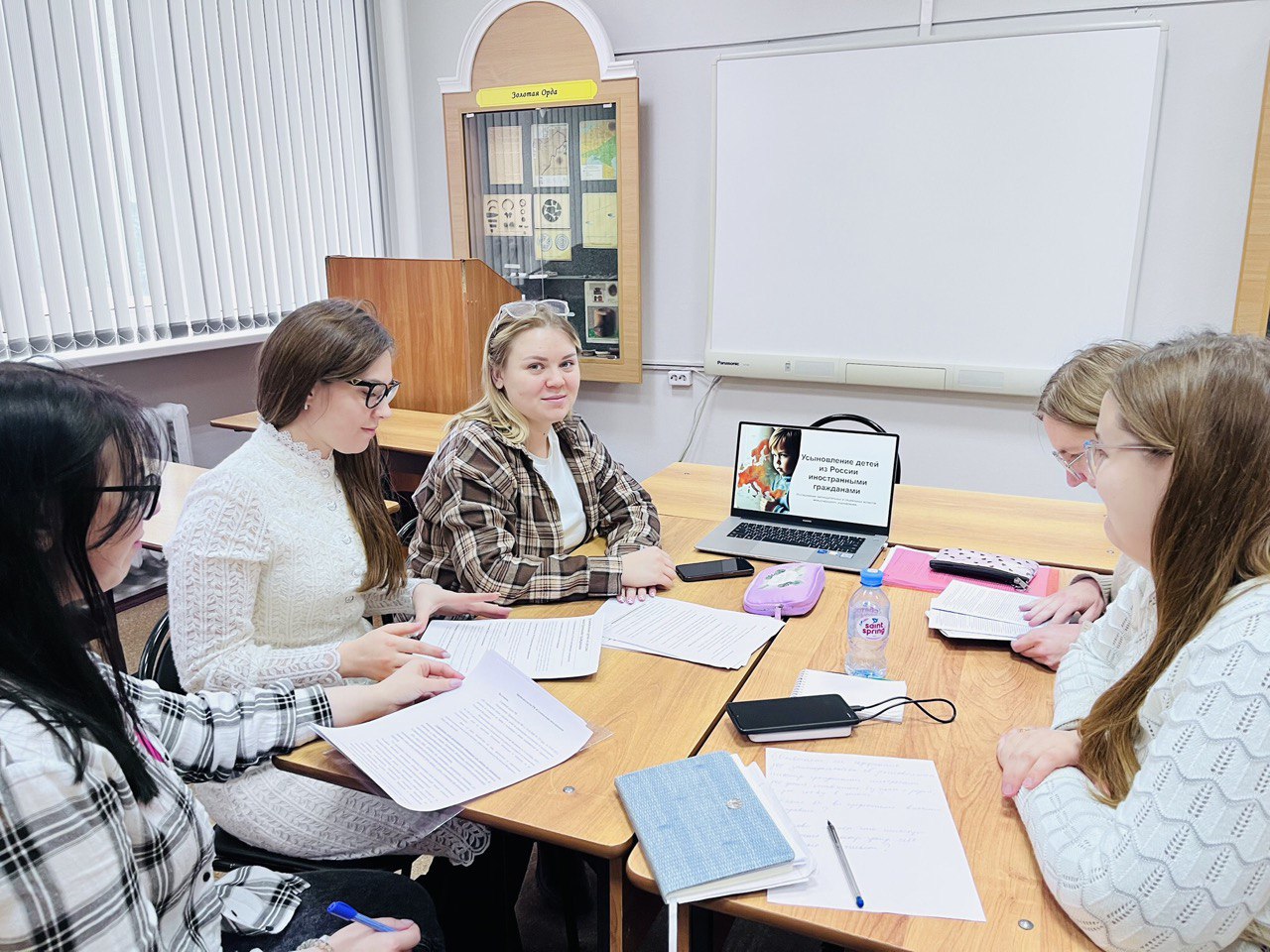 26 января доцент кафедры Т.В. Гаврилова провела Круглый стол по вопросам воспитательной деятельности и молодежной политики с магистрантами группы 23ЗИПОм1